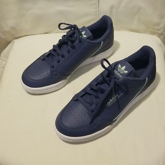 Womens Adidas - Picture 4 of 6